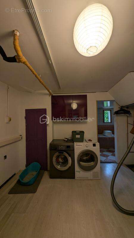 Maison à LA CELLE-SUR-MORIN