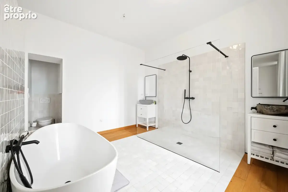 Cannes - Appartement - 182m² - Patio - Dépendance - Parking - photo 15