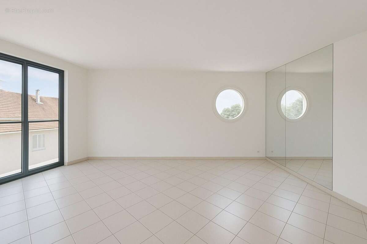 Photo 3 - Appartement à FREJUS