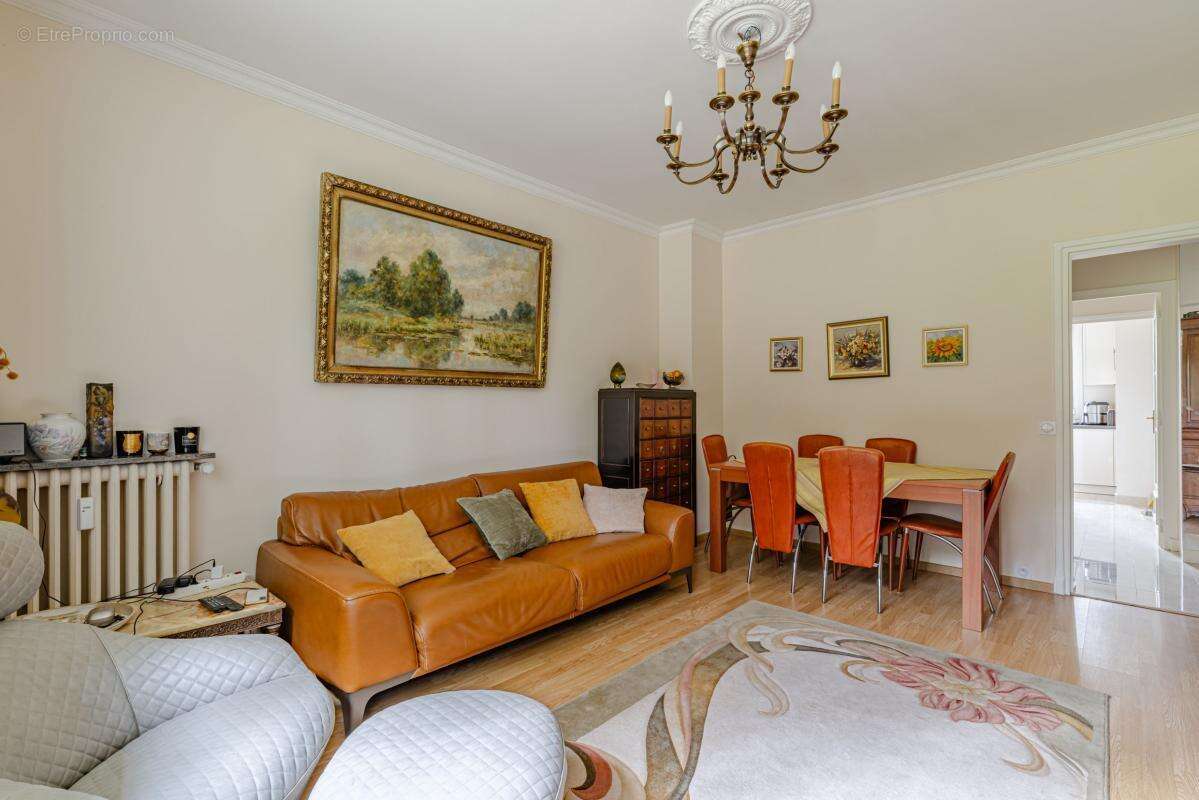 Appartement à SEVRES