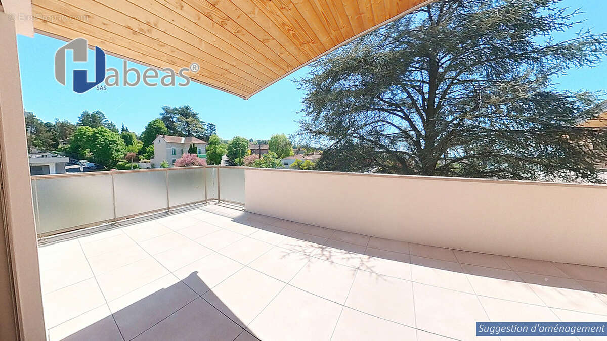 Appartement à SAINTE-FOY-LES-LYON