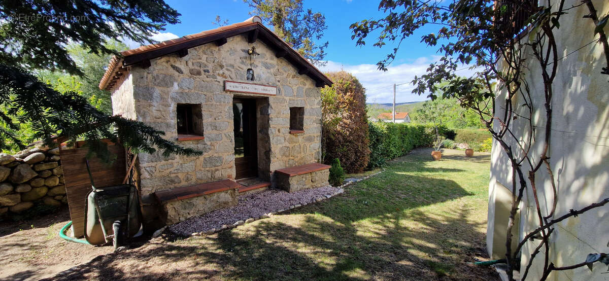 Vernet-les-Bains - Villa 4 faces avec garage, dépendance et jardin - photo 12