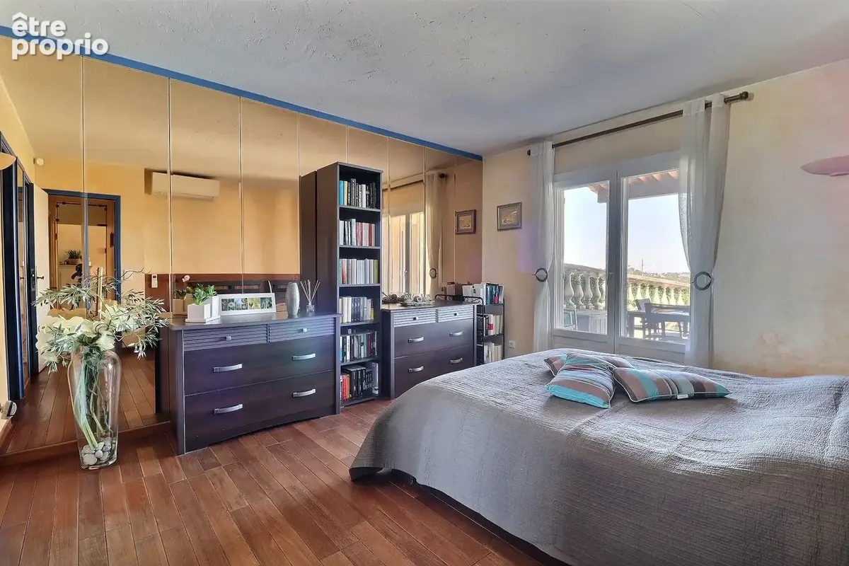 Maison 184 m2 avec piscine et vue - photo 12