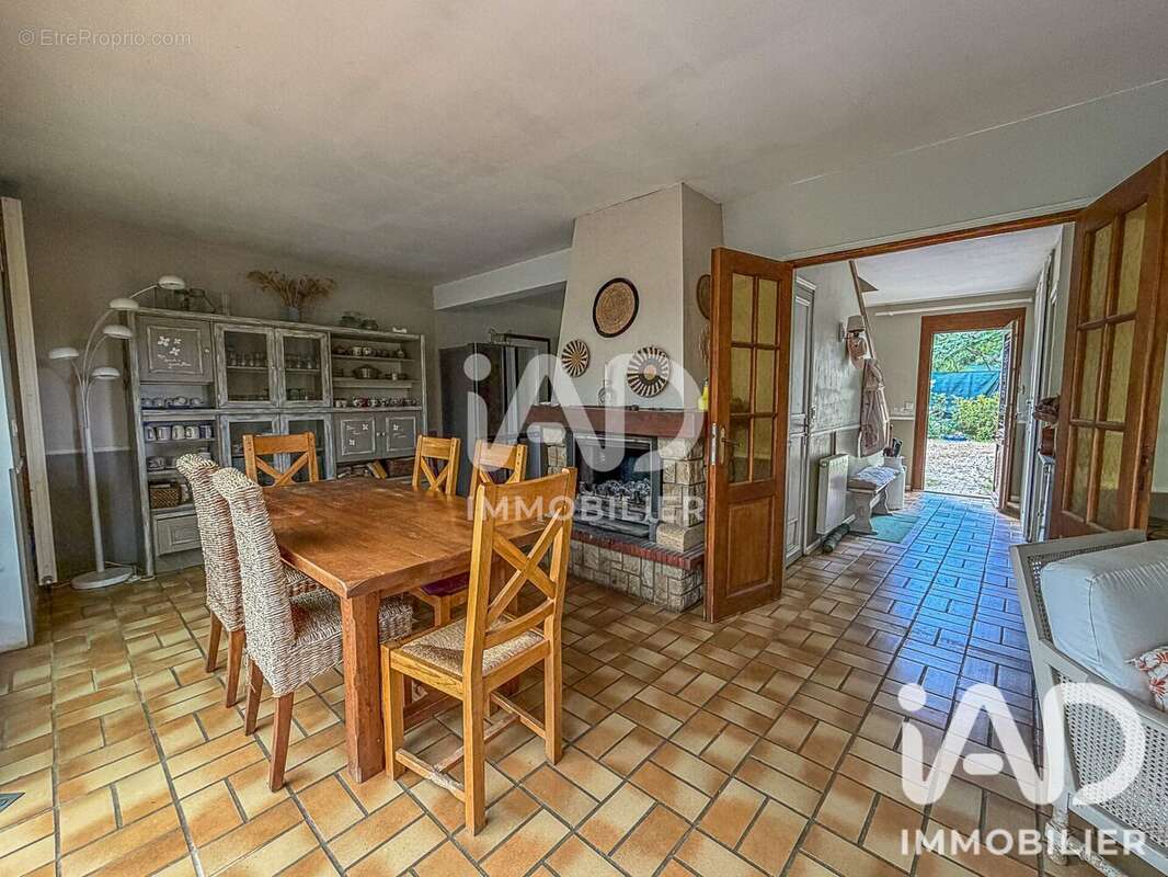 Photo 2 - Maison à AMILLIS