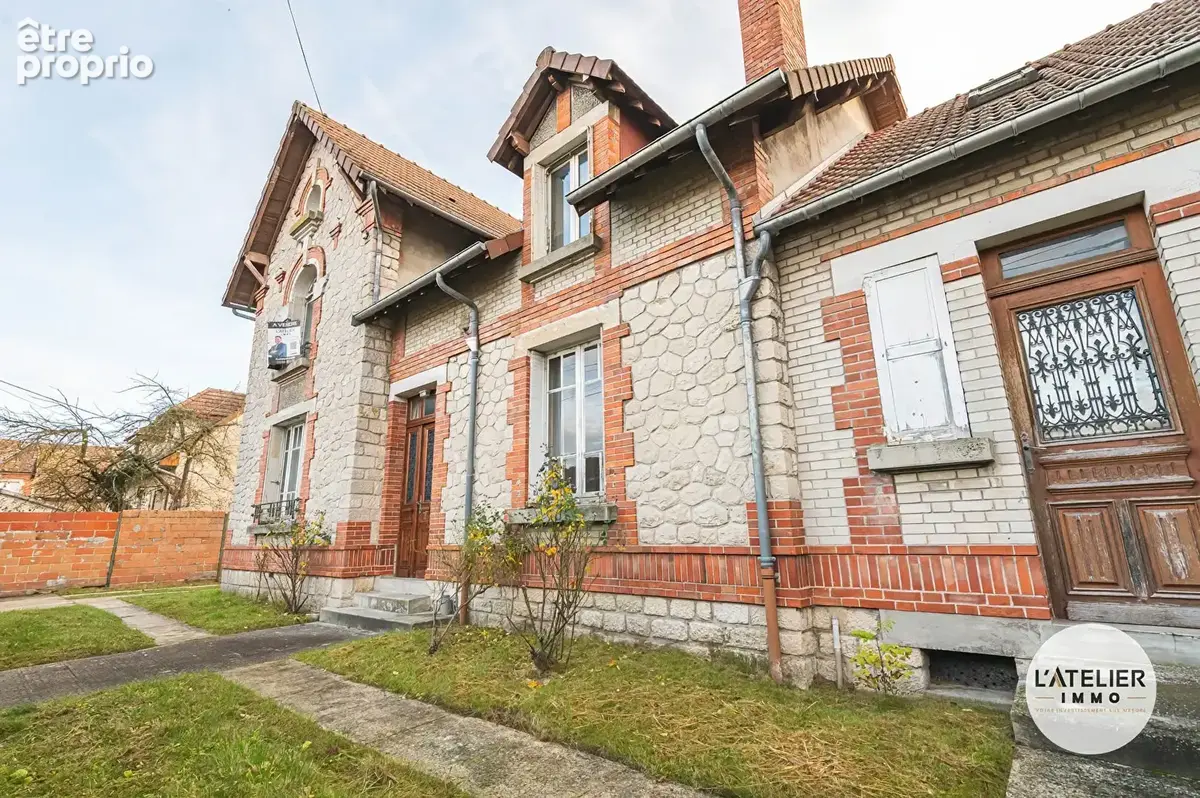 Belle demeure de 256m2 à Guignicourt - photo 11
