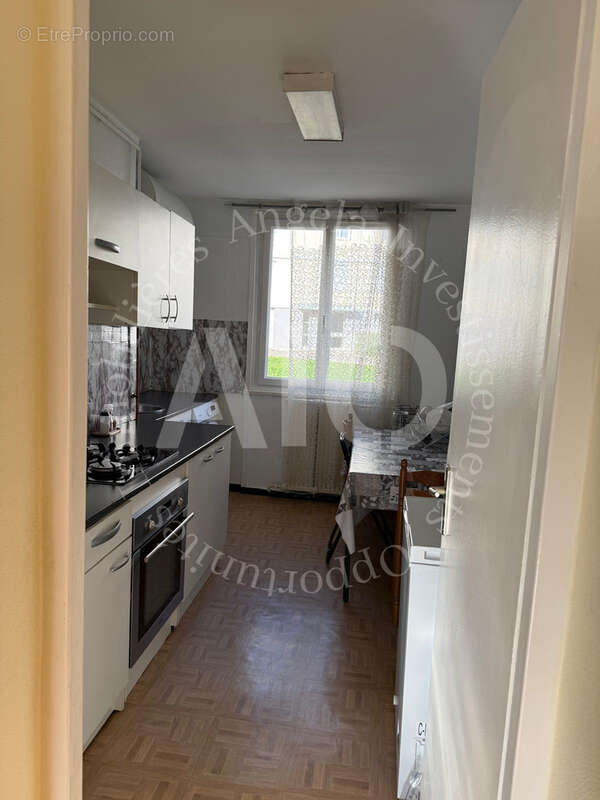 Appartement à LYON-5E