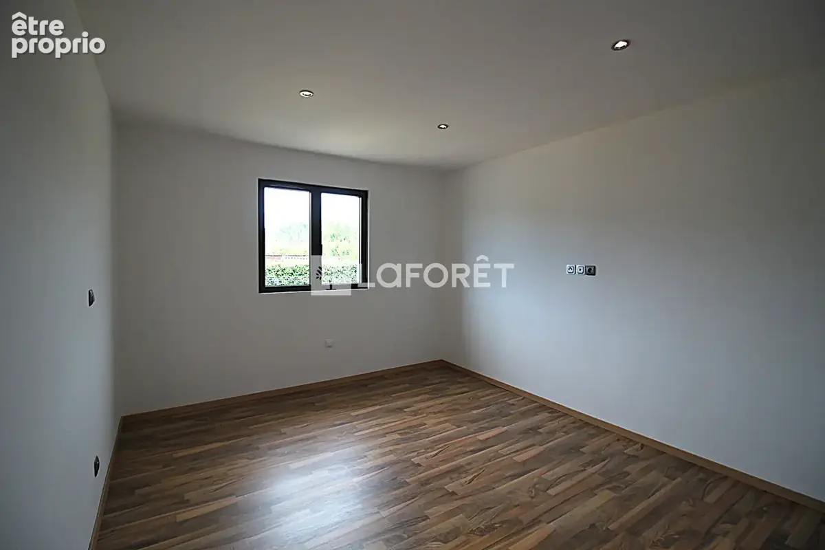 Maison Saint-pierre-de-cÔle 4 pièce(s) 110 m2 - photo 8