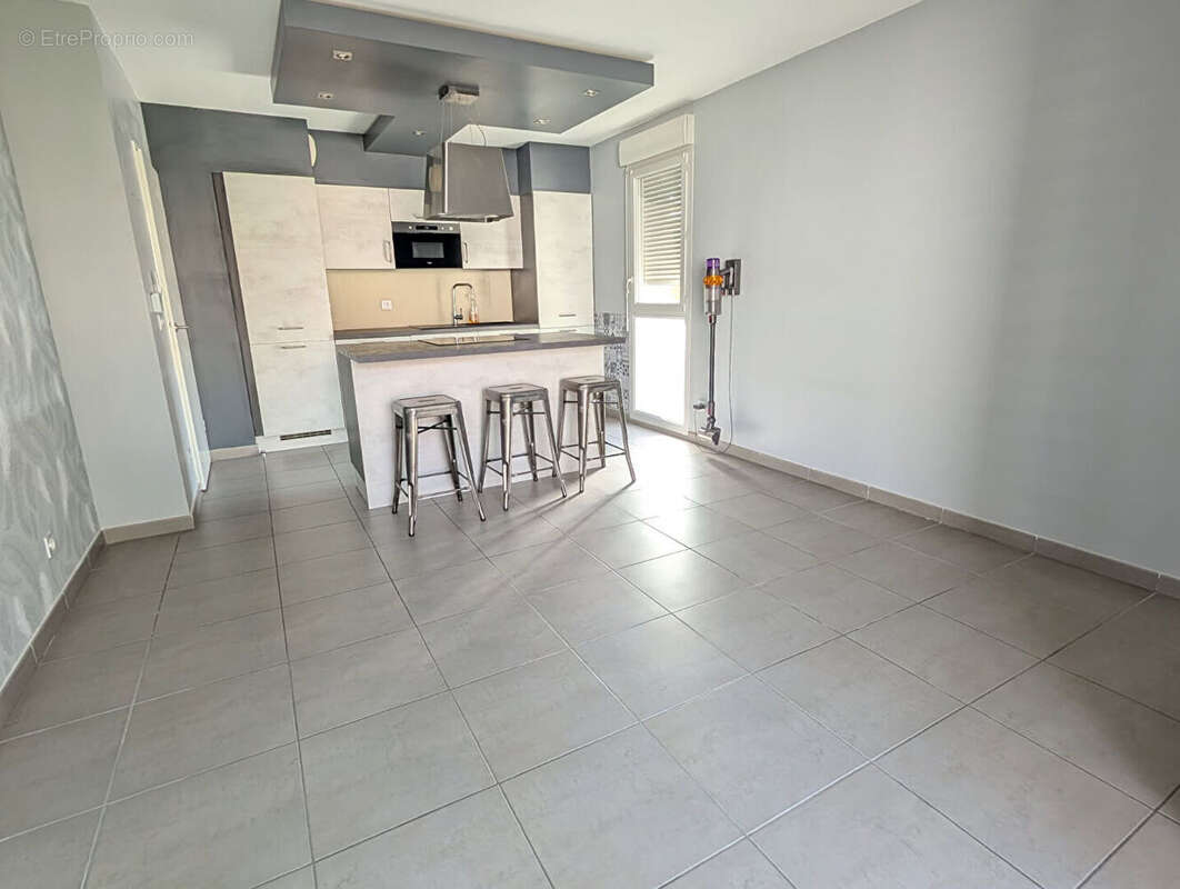 Appartement à SAINT-PRIEST