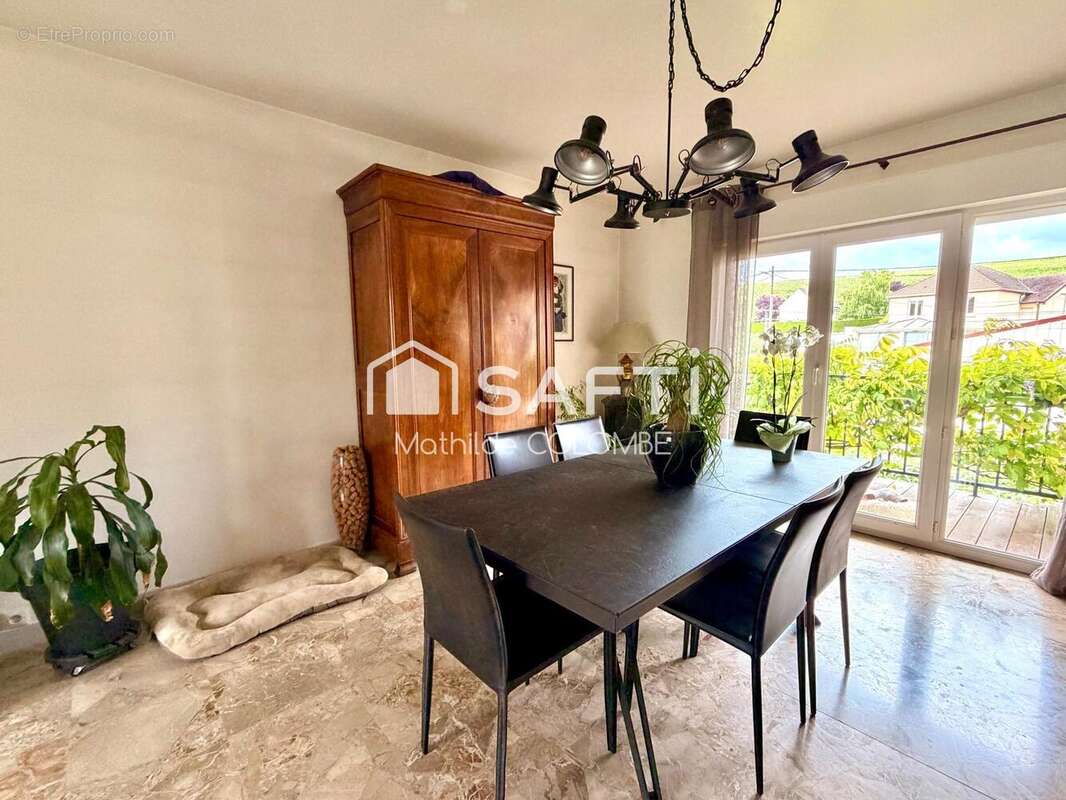 Maison 195 m² à Chatillon-Sur-Marne  - photo 5