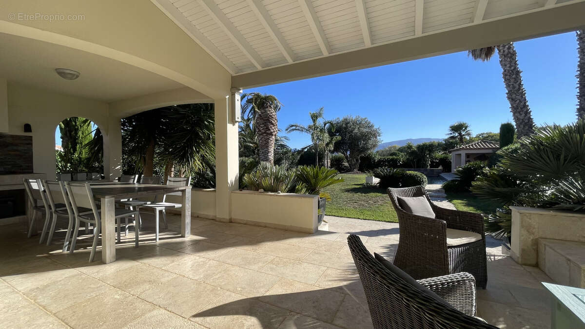 Maison à SAINT-CYPRIEN