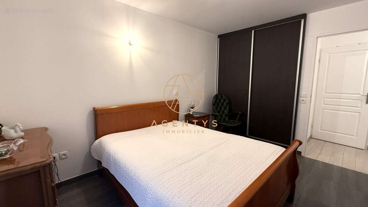 Appartement à LE PLESSIS-TREVISE