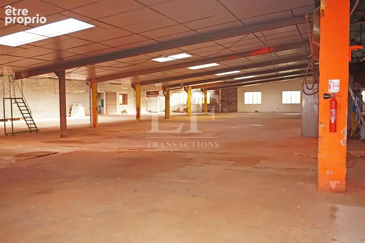 Sermaize-les-bains (51250) – ensemble immobilier d’exception : 4 750 m² de bâtiments + maison rénovée sur 1,4 hectare - photo 25
