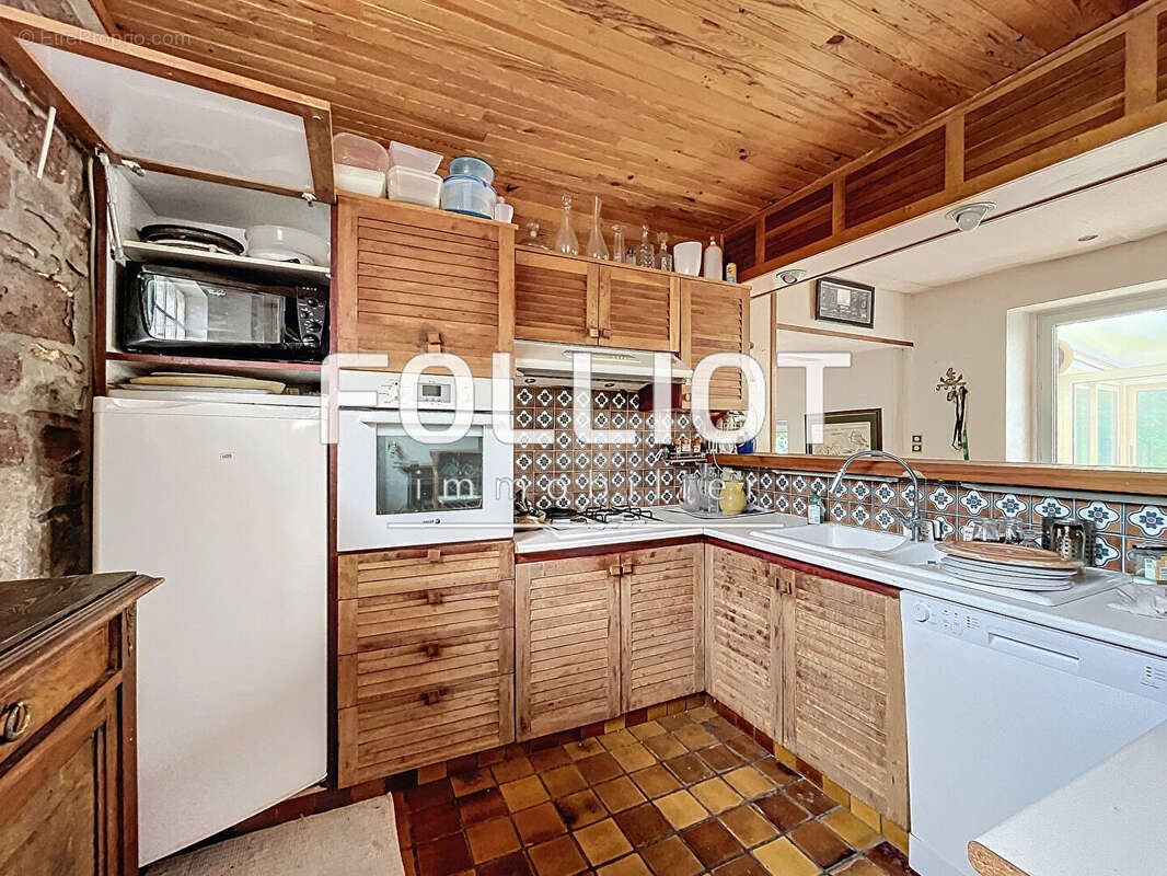 Maison à SAINT-PLANCHERS