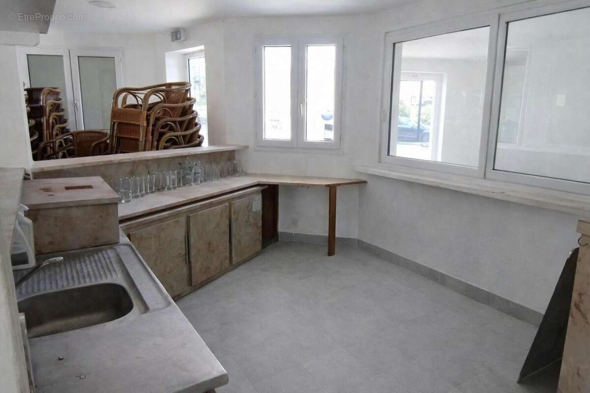 Photo 7 - Commerce à ANZEME