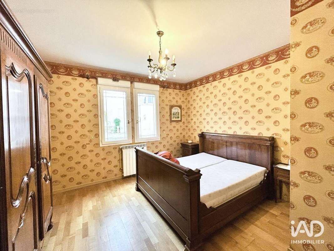 Photo 9 - Maison à VIRY-CHATILLON