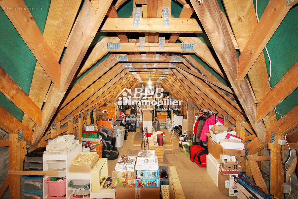 Maison à LE PERRAY-EN-YVELINES