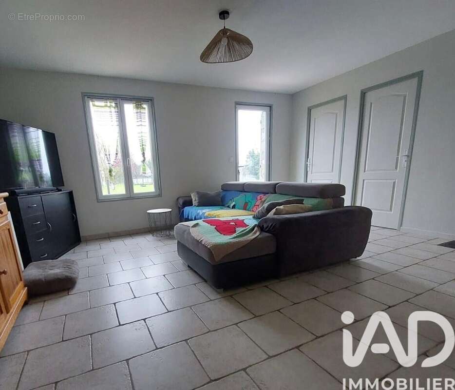 Photo 4 - Maison à COMMENTRY