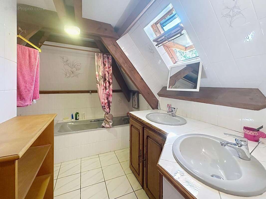 Maison 130 m² à Flaujac-Poujols  - photo 9