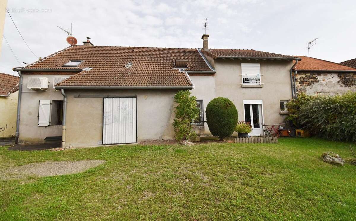 Maison à vendre à Cusset proche centre, avec petit terrain à 40 m. - photo 20