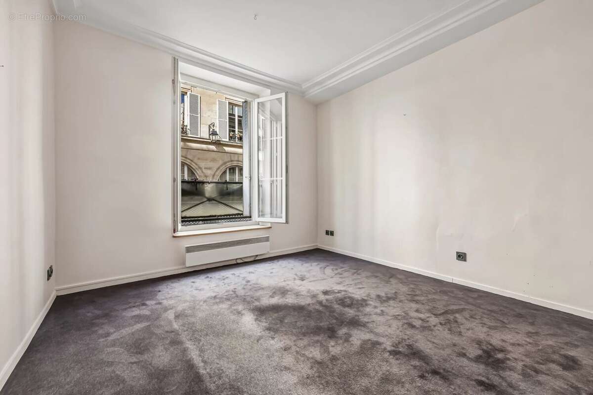 Appartement à PARIS-6E
