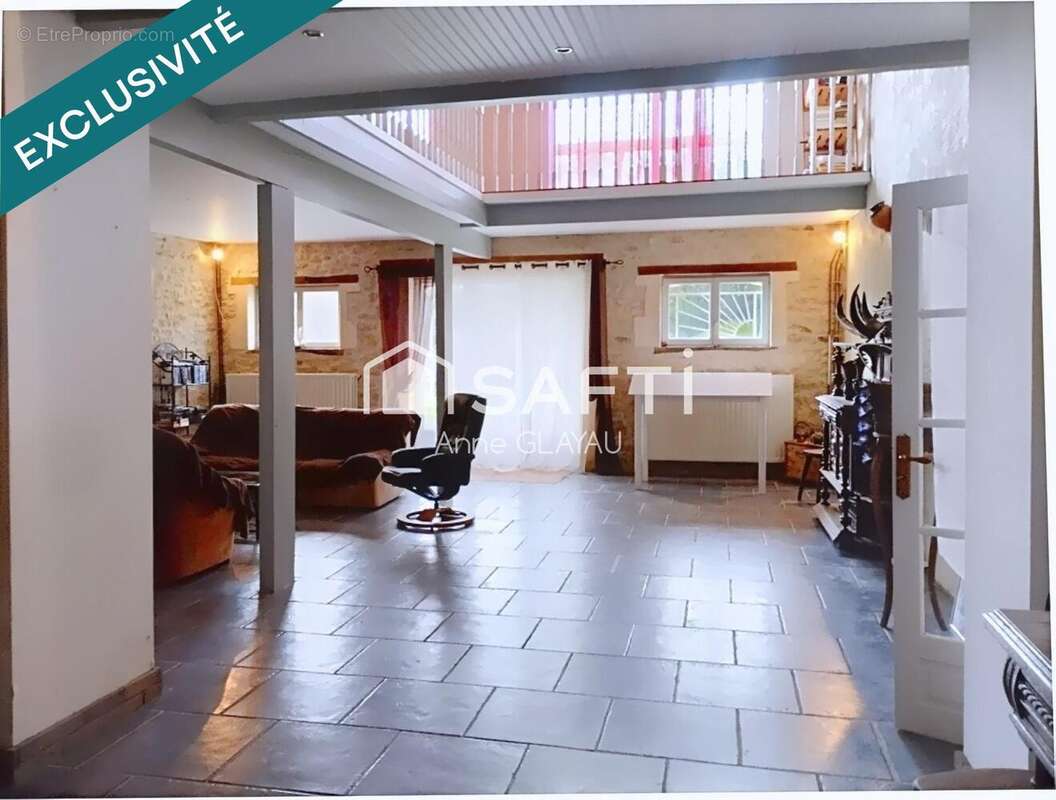 Photo 8 - Maison à REIGNAC