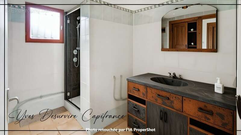 Maison à SAINT-COLOMB-DE-LAUZUN