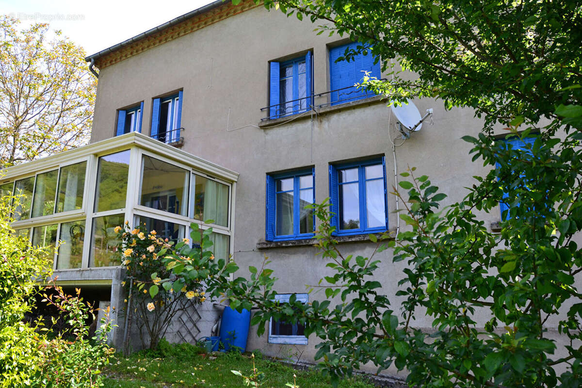 Courniou dans hameau maison  de 200m²  DPE  B avec 653 m² de terrain - photo 17