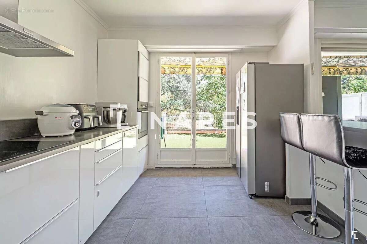 Appartement à MARSEILLE-9E
