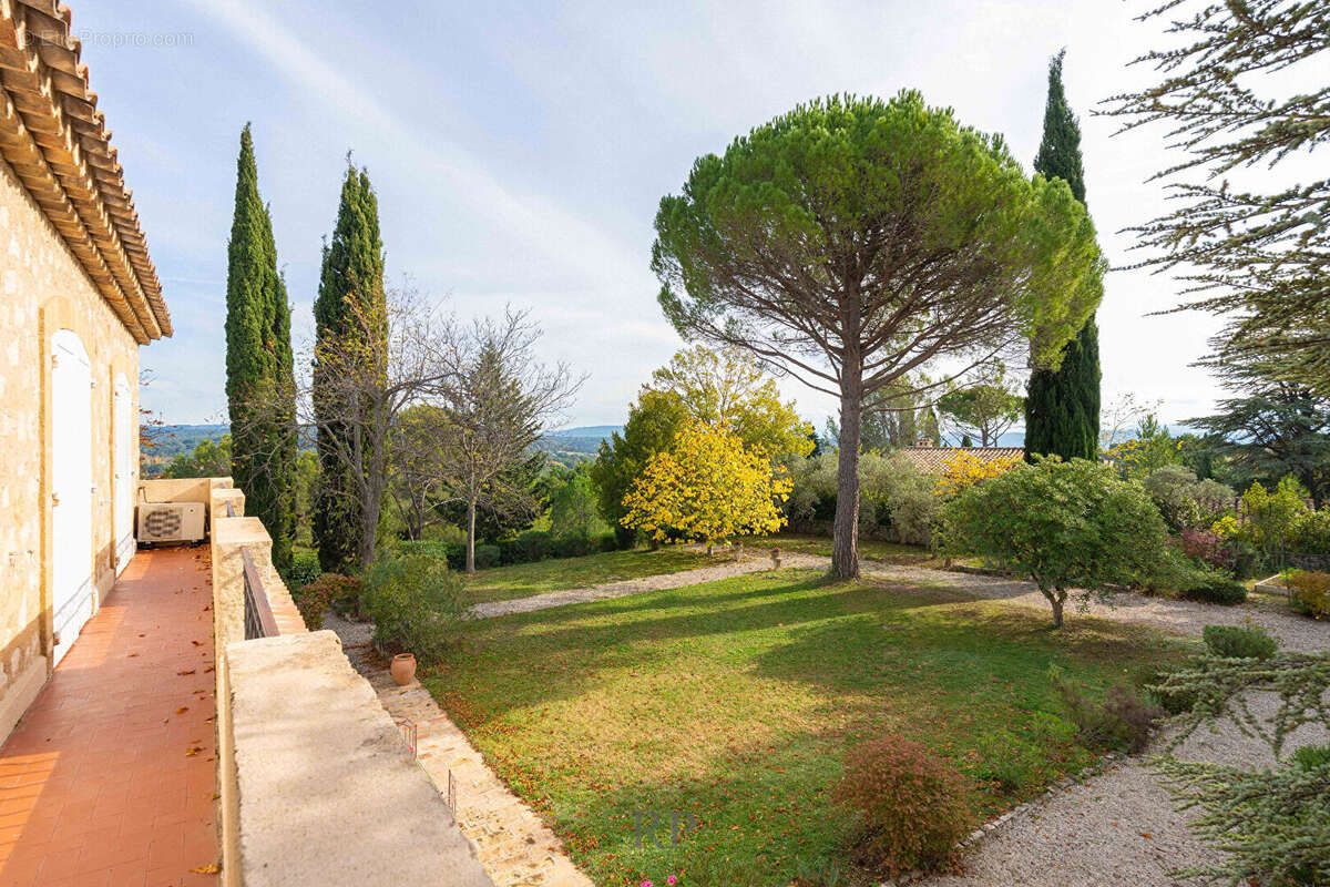 Demeure de prestige de 285 m2 - Aix-en-Provence - photo 4