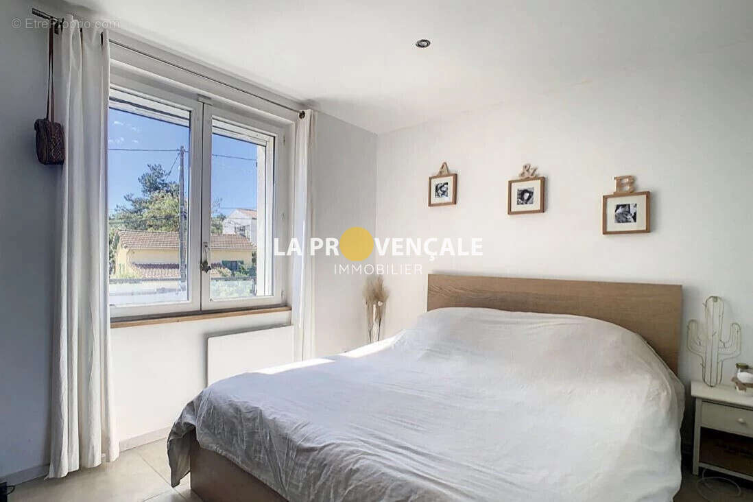 Appartement à GREASQUE