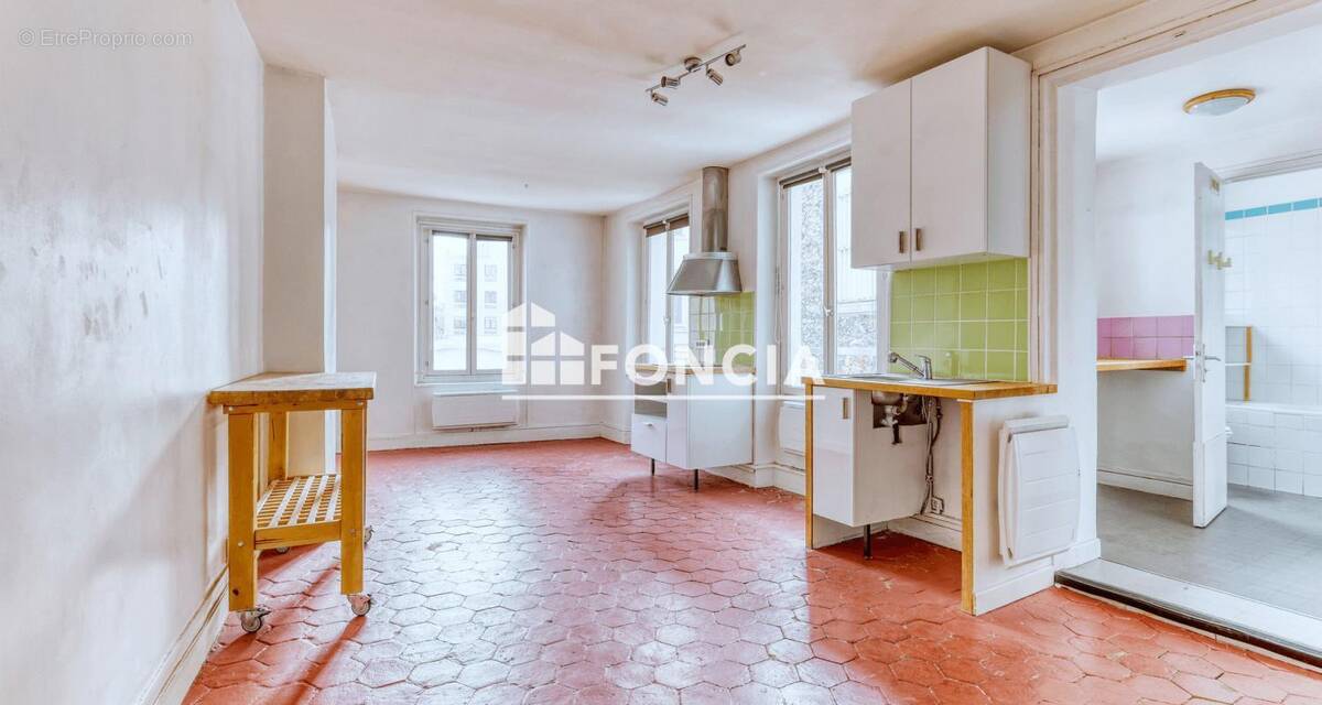 Appartement à ISSY-LES-MOULINEAUX