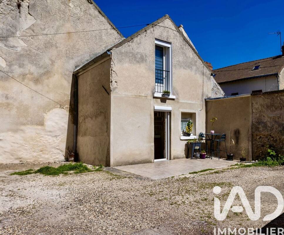 Photo 1 - Appartement à QUINCY-VOISINS