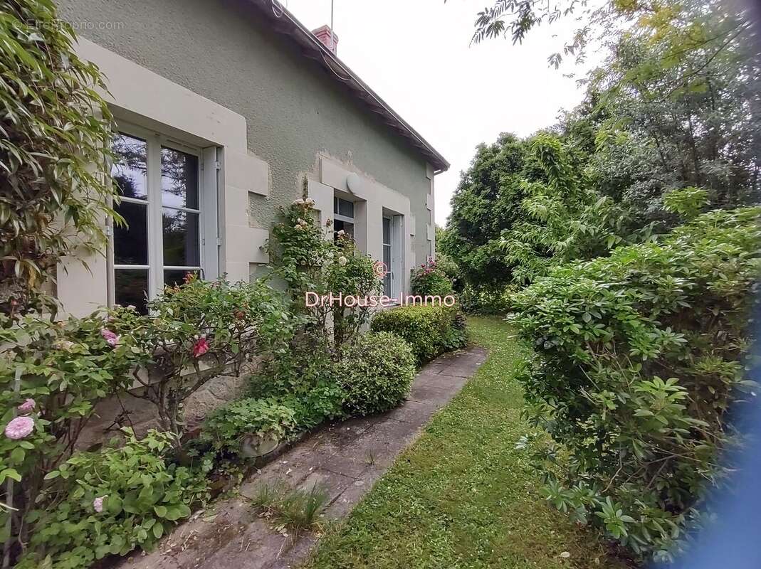 Maison à PELLEVOISIN