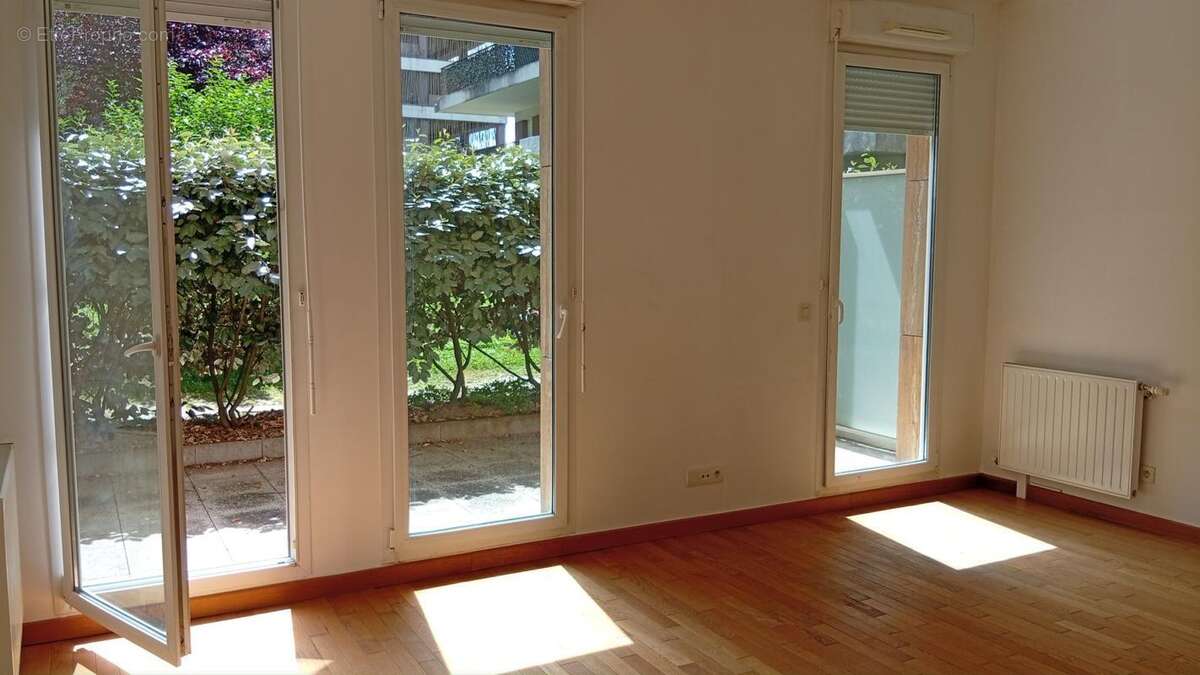 Appartement à VELIZY-VILLACOUBLAY