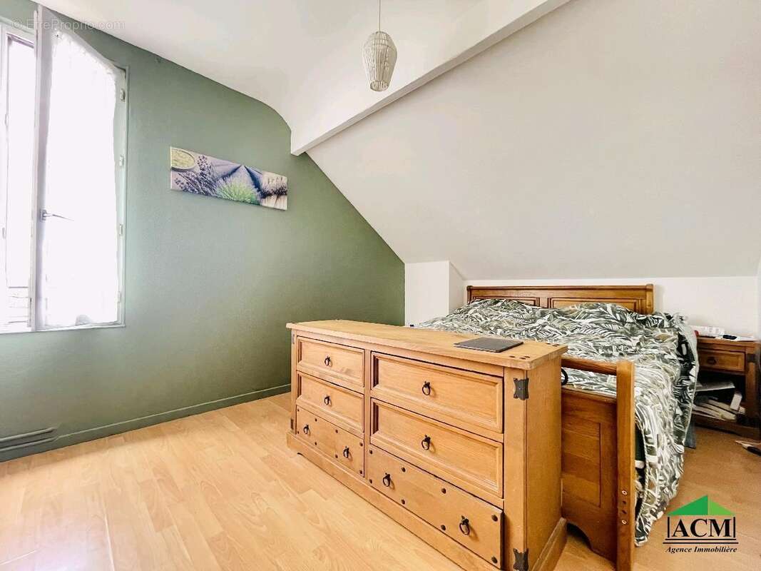 Maison 103 m² à Persan  - photo 3