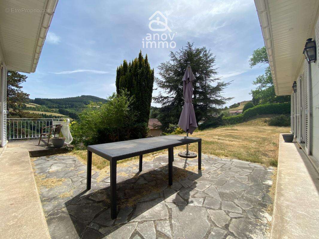 Spacieuse Maison de 185 m2 de Plain-Pied avec Vue Dominante - photo 2