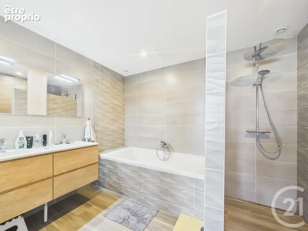 Maison 4 pièces 141 m² à vendre à Chartres (28000) - photo 7