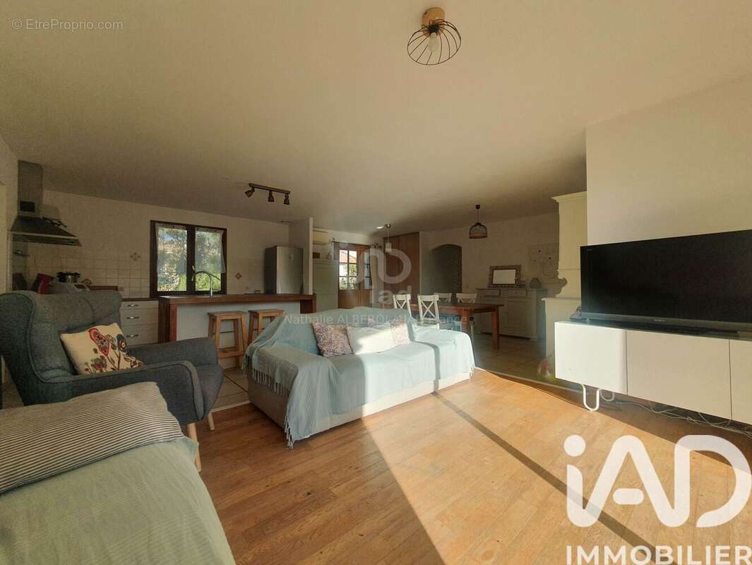 Photo 5 - Maison à ROUBIA