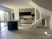 Maison à SATHONAY-VILLAGE