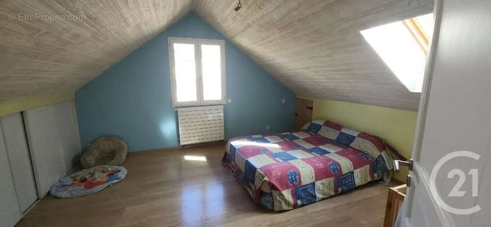 Maison 103 m² à Aurillac  - photo 5