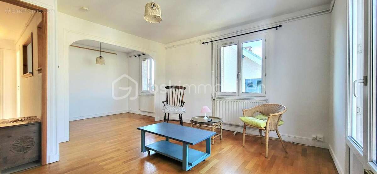 Quadruple exposition avec balcons, garage et cave - photo 3