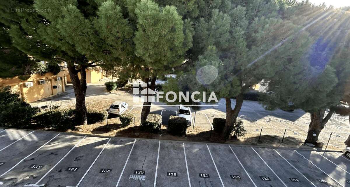 Appartement à BORMES-LES-MIMOSAS