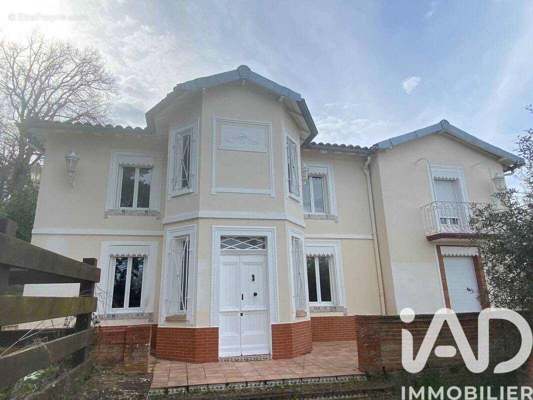 Photo 1 - Maison à LISLE-SUR-TARN