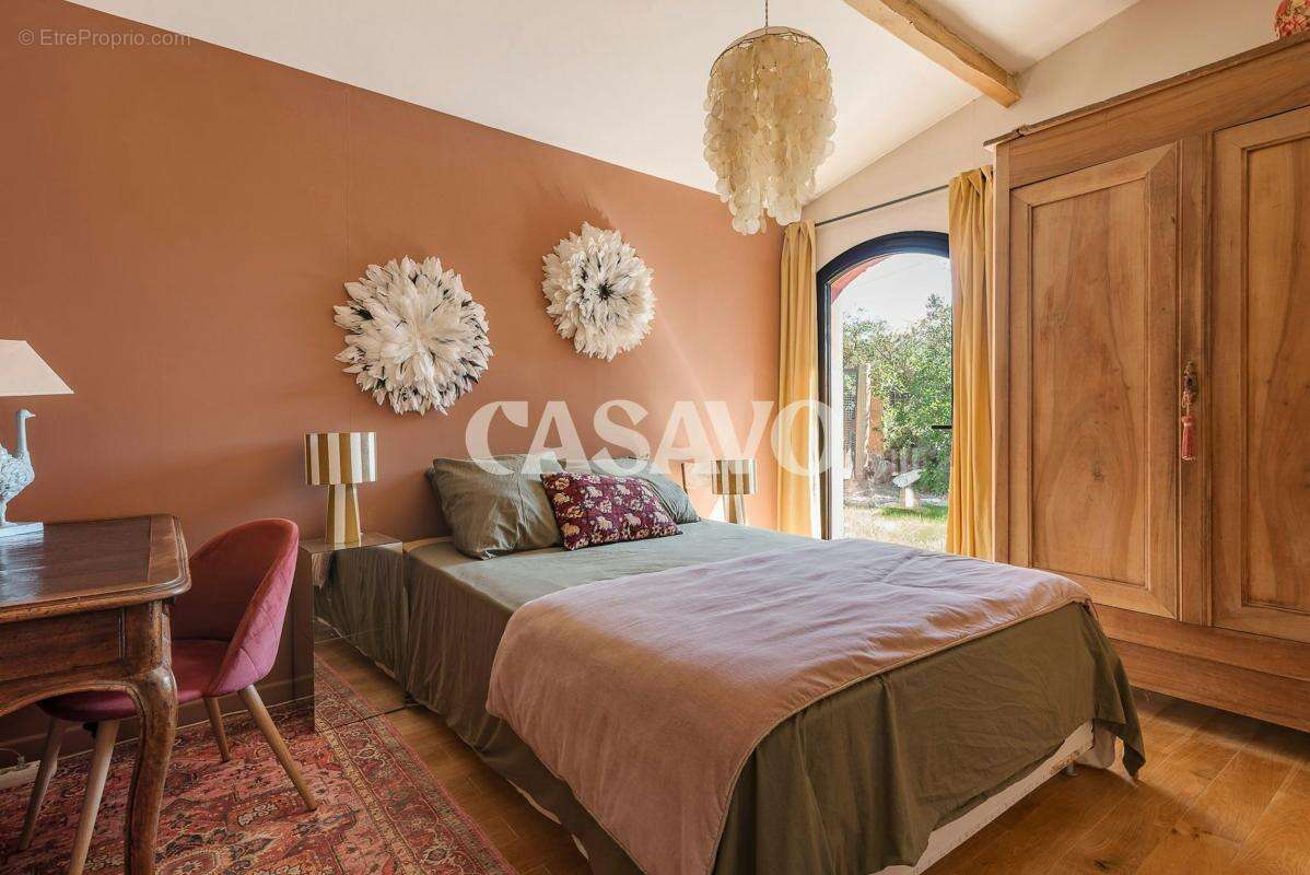 Vente Maison 6 pièces de 191m² - 13540 Aix-en-Provence - photo 12