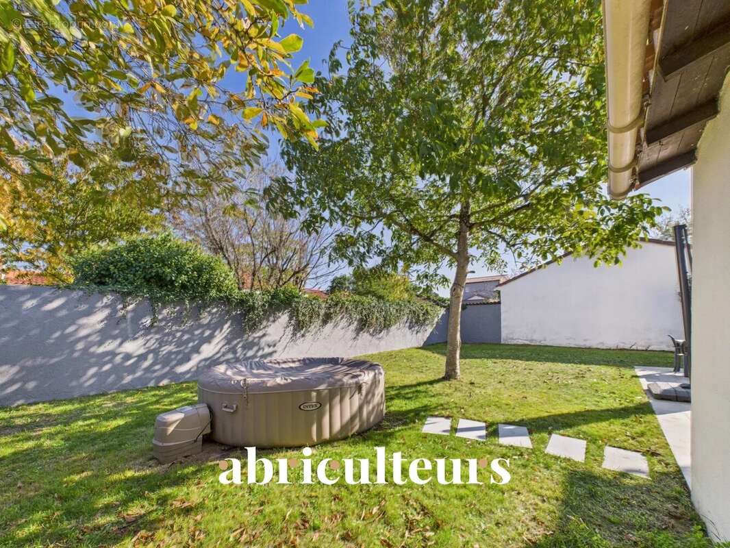 Maison à LES SORINIERES