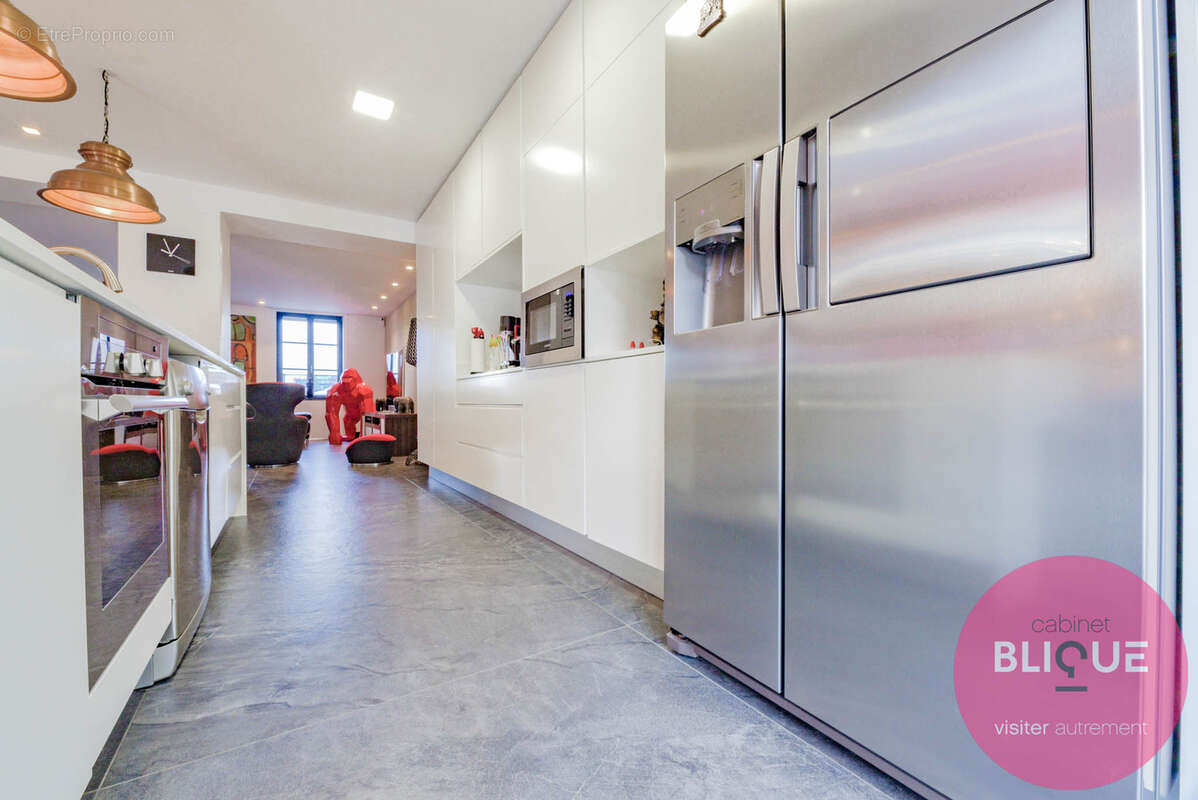 Maison à LAY-SAINT-CHRISTOPHE