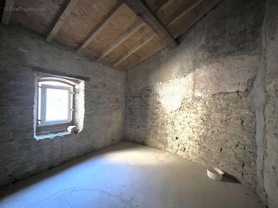 Maison à LAURE-MINERVOIS
