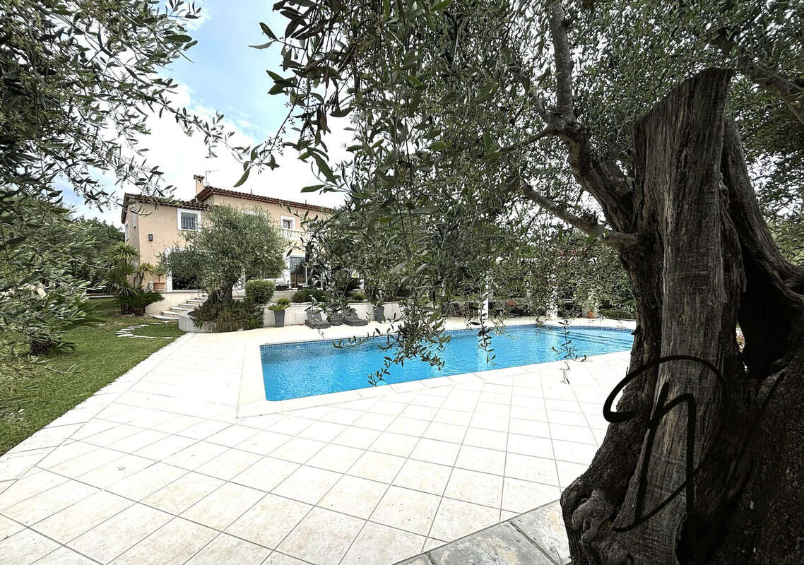 Maison à GRASSE