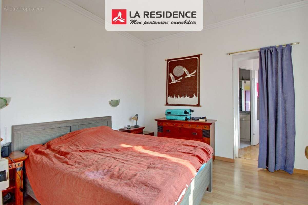 Maison à SAINT-ETIENNE-DU-ROUVRAY