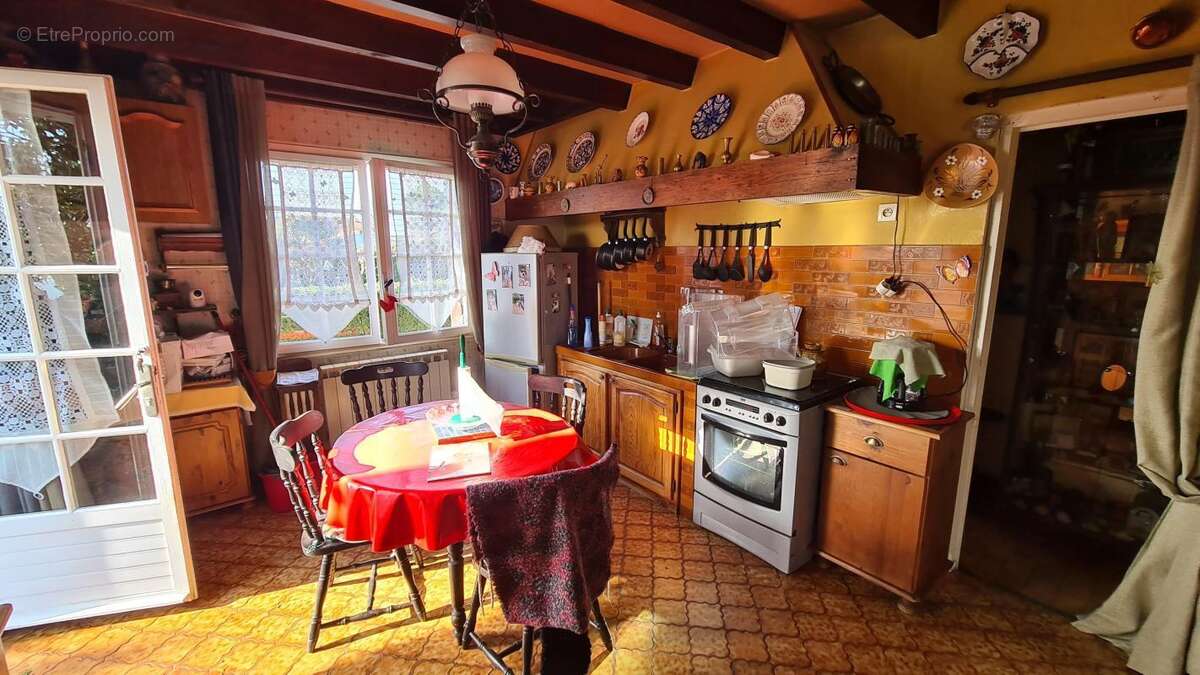 Maison à vendre 4 pièces + grand garage sur Cadillac en Fronsadais - Parcelle 1600 m² - photo 3